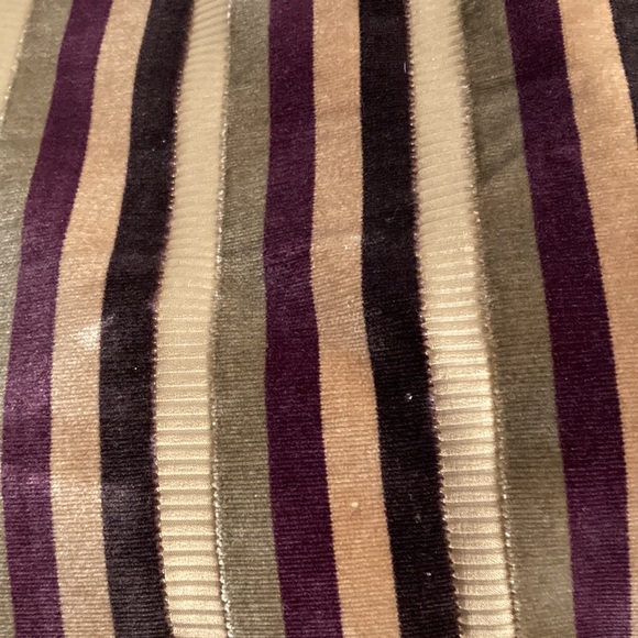 Decorative Cushions X 2 - Picture 2 of 3